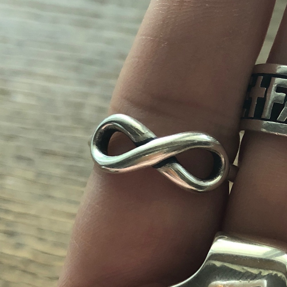 James Avery Infinity Ring